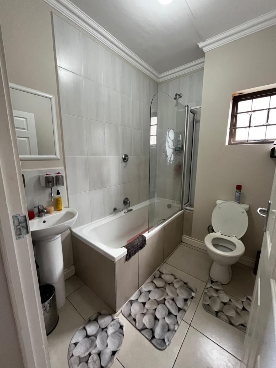 To Let 2 Bedroom Property for Rent in Westbourne Eastern Cape